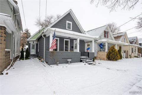 Photo of 286 Bryant Street, North Tonawanda, NY 14120 (MLS # B1656479)
