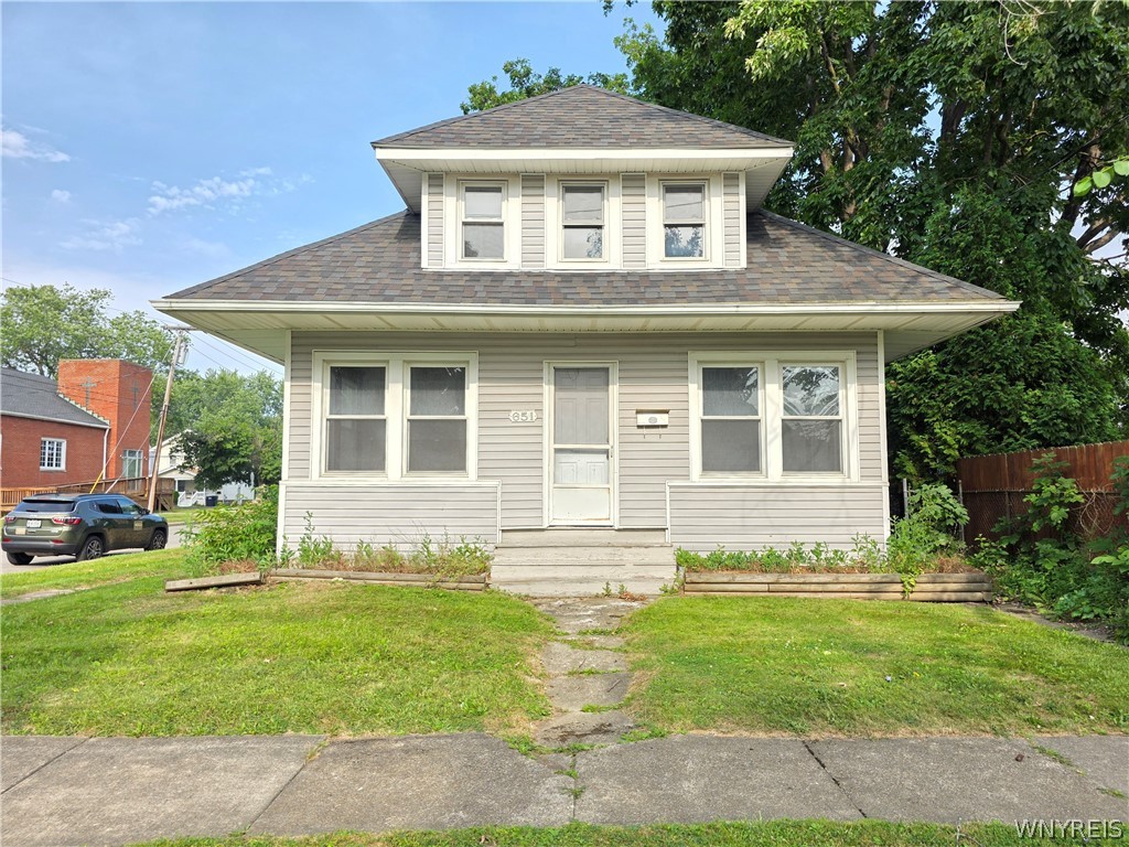 Photo 1 of 29 — 651 Pasadena Avenue, Niagara Falls, NY 14304