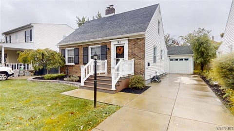 Homes For Sale - 80 Marquette Avenue<br/> Tonawanda, NY 14217