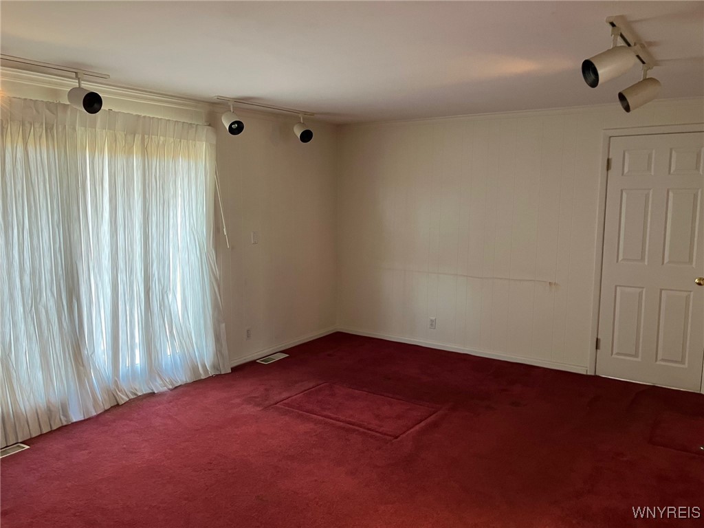 204 Delamere Road, Amherst, New York image 13