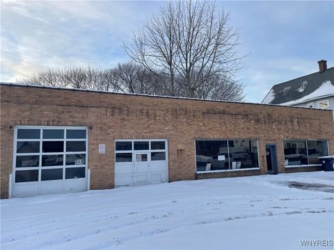 Tiny photo for 2839 S Park Avenue, Lackawanna, NY 14218 (MLS # B1655625)