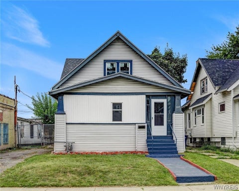 Homes For Sale - 307 Berkshire Avenue<br/> Buffalo, NY 14215
