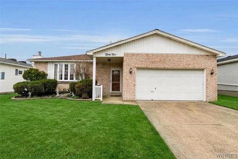 Photo of 34 S Transit Hill Drive, Cheektowaga, NY 14043 (MLS # B1674702)