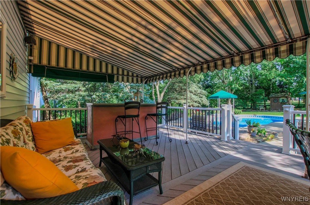 210 Fox Meadow Lane, Orchard Park, New York image 38