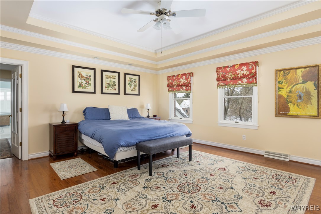 210 Fox Meadow Lane, Orchard Park, New York image 17