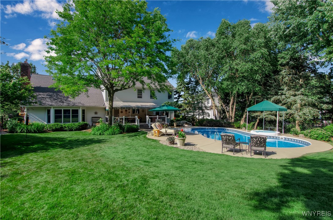 210 Fox Meadow Lane, Orchard Park, New York image 33