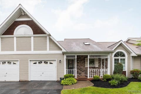 Photo for 8 Sweet Bay Lane