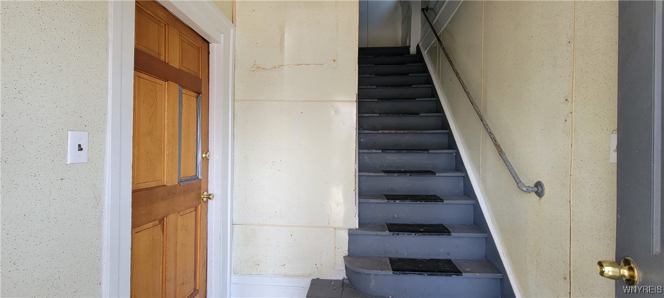 Niagara Falls, New York 14305, United States, 4 Bedrooms Bedrooms, ,2 BathroomsBathrooms,Residential,Active,86784