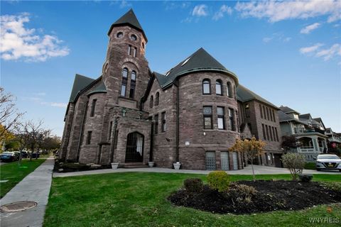 Tiny photo for 231 Richmond Avenue, Buffalo, NY 14222 (MLS # B1652087)