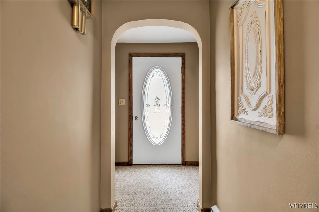 24 Meridian Street, Lancaster, New York image 5