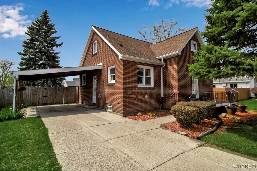 24 Meridian Street, Lancaster, New York image 3