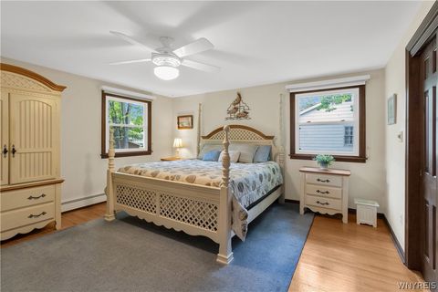 Tiny photo for 8 Forsythia Court, Orchard Park, NY 14127 (MLS # B1684459)