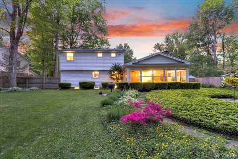 Tiny photo for 8 Forsythia Court, Orchard Park, NY 14127 (MLS # B1684459)
