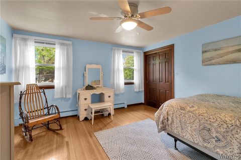 Tiny photo for 8 Forsythia Court, Orchard Park, NY 14127 (MLS # B1684459)