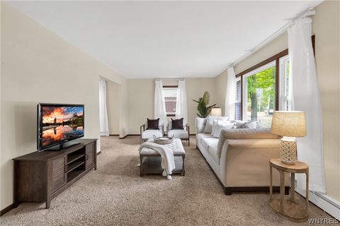 Tiny photo for 8 Forsythia Court, Orchard Park, NY 14127 (MLS # B1684459)