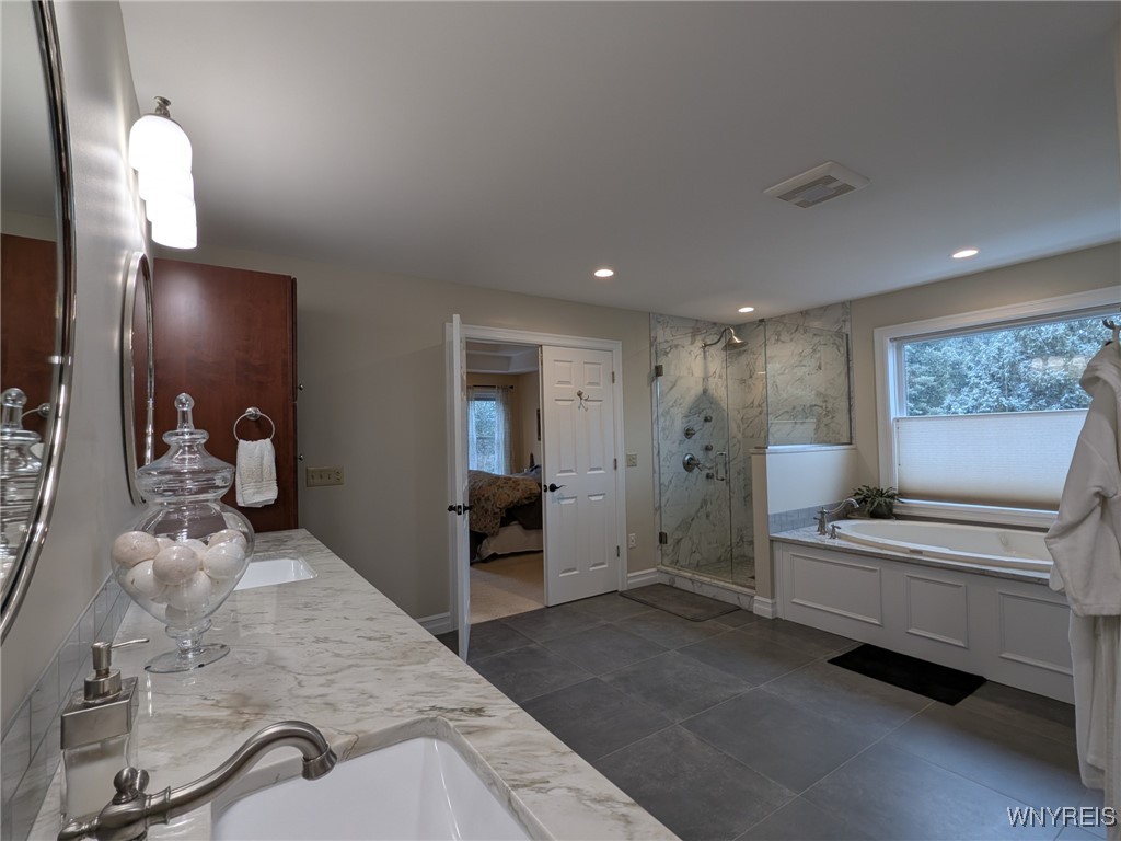 8 Chelseas Walk, Lansing, New York image 17