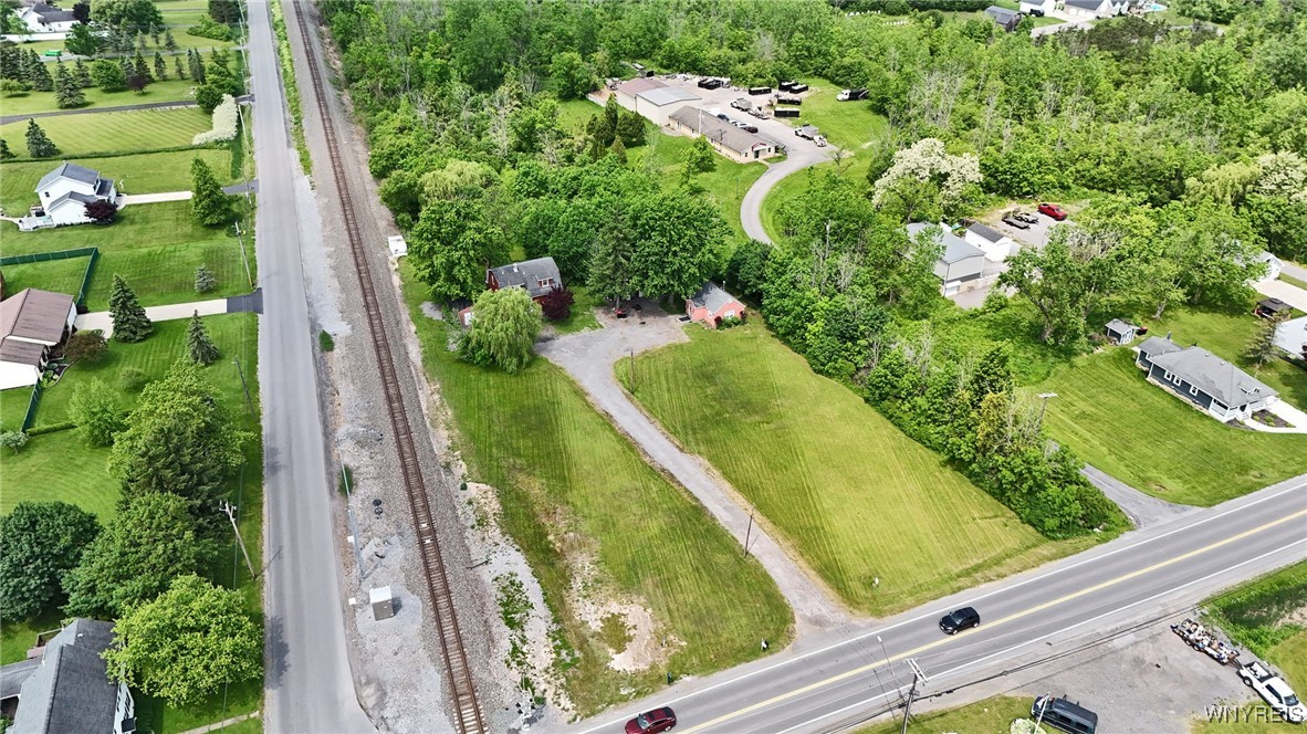 132 Pavement Road, Lancaster, New York image 40