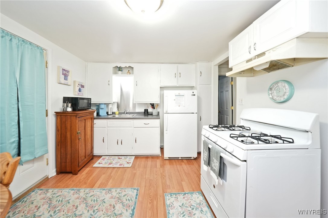 132 Pavement Road, Lancaster, New York image 30