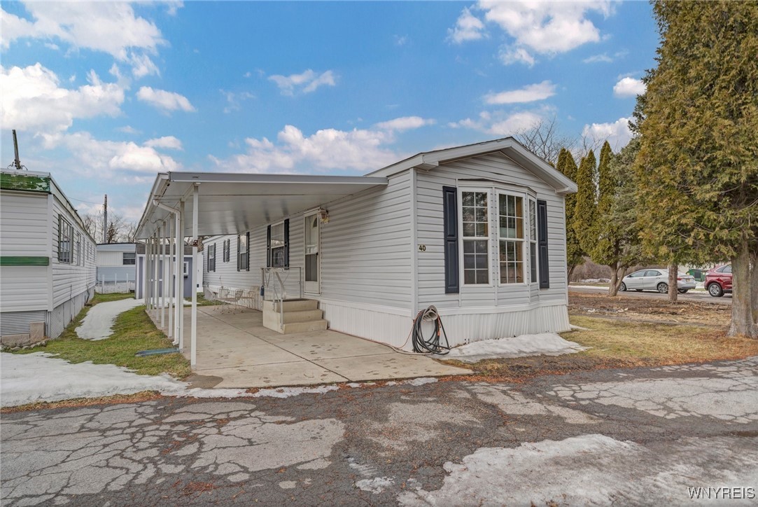 9170 Sheridan Drive, Clarence, New York image 1