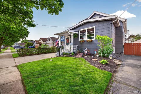 Tiny photo for 528 Marilla Street, Buffalo, NY 14220 (MLS # B1702382)