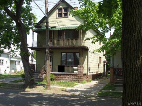 Photo of 35 Weiss Street, Buffalo, NY 14206 (MLS # B1691241)
