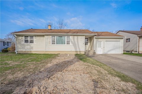 Homes For Sale - 216 Belmont Court<br/> Niagara County, North Tonawanda, NY 14120