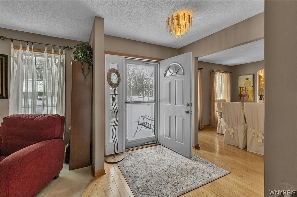 Photo of 30 Willow Ridge Lane, Lancaster, NY 14086 (MLS # B1667479)