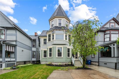 Photo of 250 Richmond Avenue, Buffalo, NY 14222 (MLS # B1622202)