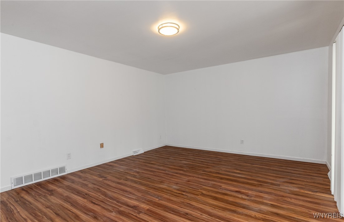 3 Cardy Lane, Cheektowaga, New York image 9