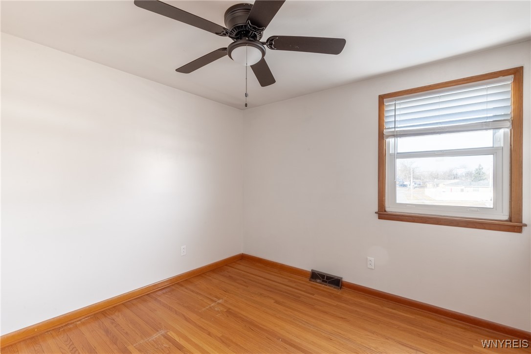 3 Cardy Lane, Cheektowaga, New York image 17