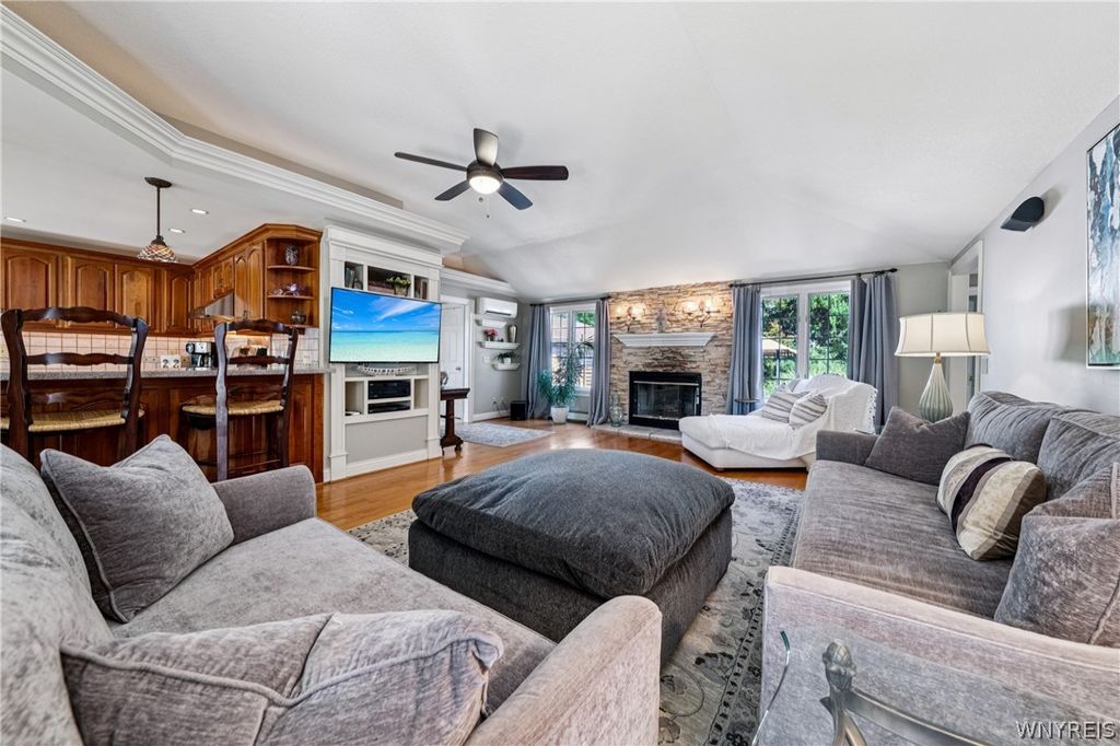 Photo of 207 N Harvest Street, Amherst, NY 14221 (MLS # B1666053)