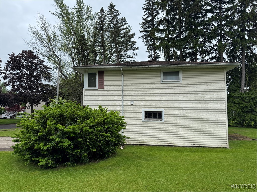 930 Sun Valley Drive, North Tonawanda, New York image 3