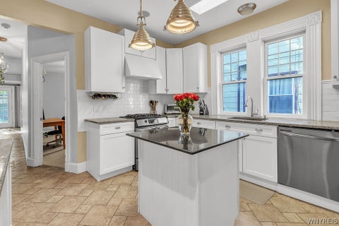 Tiny photo for 290 Lexington Avenue, Buffalo, NY 14222 (MLS # B1725697)