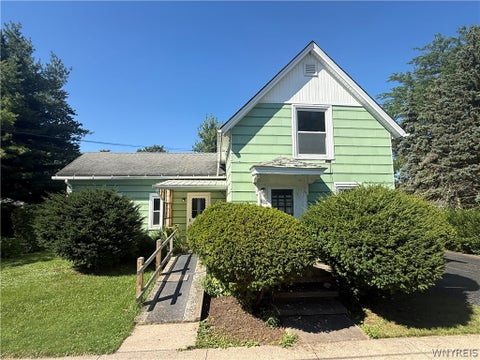 Homes For Sale - 283 Wilcox Street<br/> Wilson, NY 14172