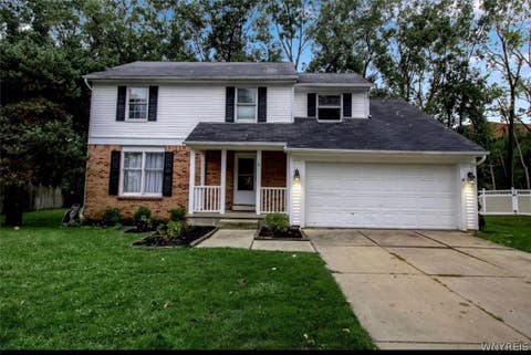 Photo of 35 Deepwood Court, Amherst, NY 14228 (MLS # B1694935)
