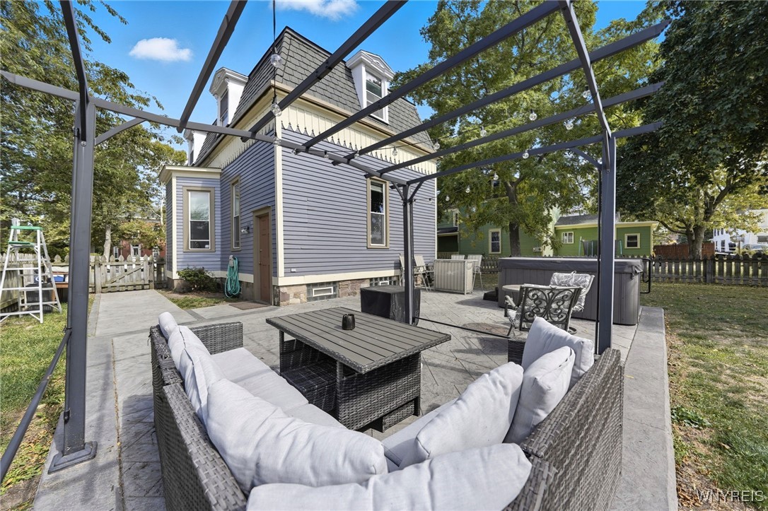 Ridgeway, New York 14103, United States, 3 Bedrooms Bedrooms, ,2 BathroomsBathrooms,Residential,Active,215547