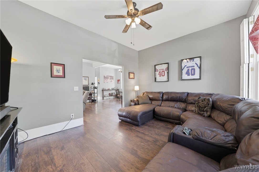 Ridgeway, New York 14103, United States, 3 Bedrooms Bedrooms, ,2 BathroomsBathrooms,Residential,Active,215547