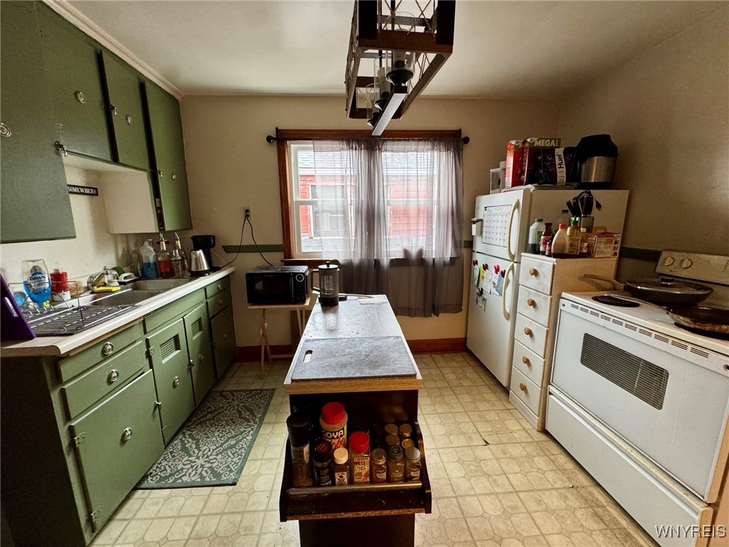 1801 Niagara Street 2