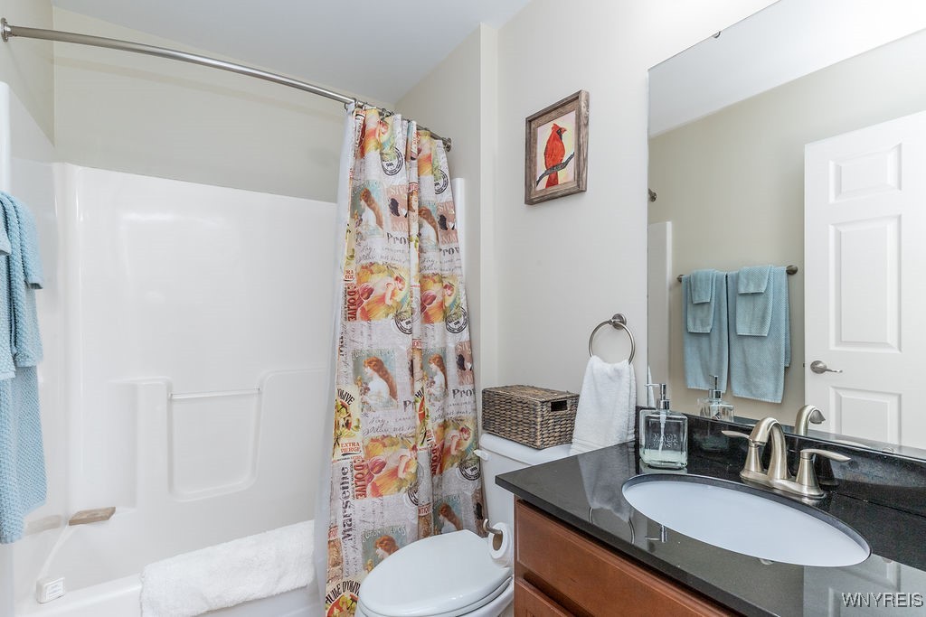 4286 Riverwalk Drive, Lewiston, New York image 34