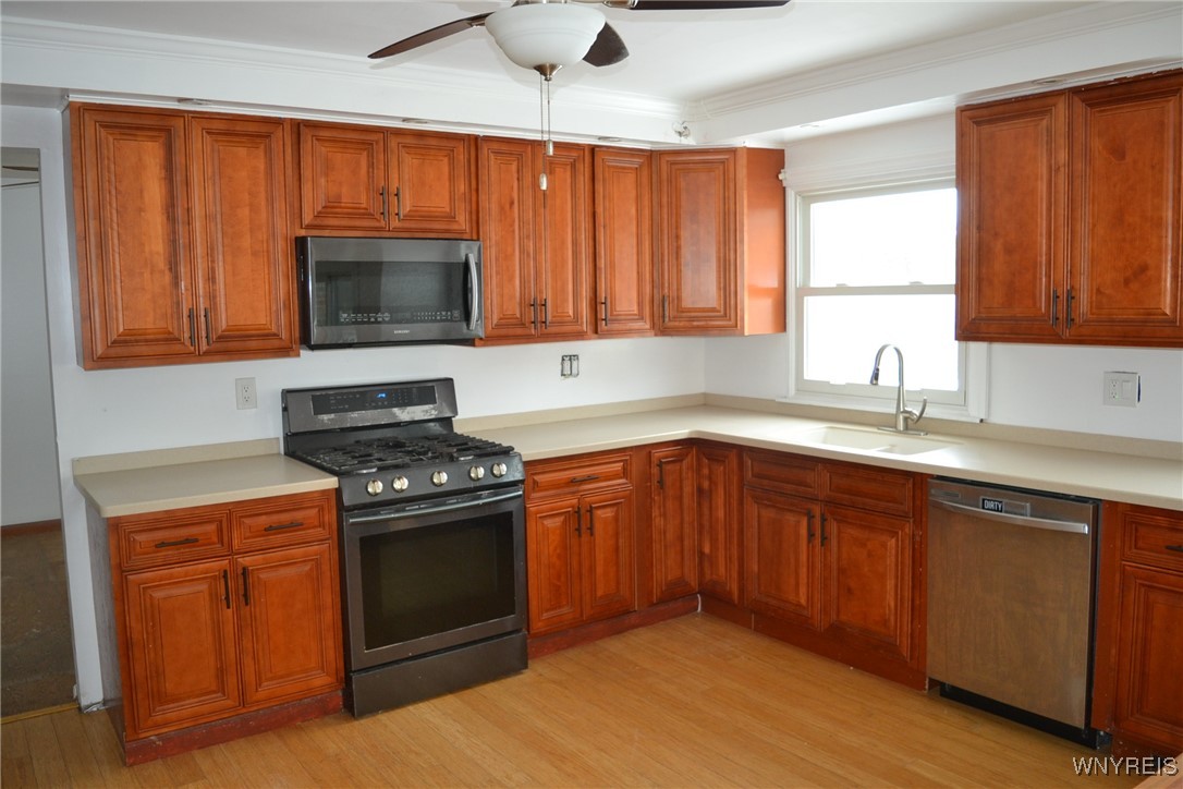 2021 Ferrier Road, Eden, New York image 2