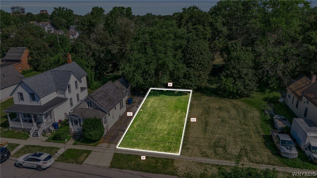 Photo of 176 Dodge Street, Buffalo, NY 14209 (MLS # B1705021)