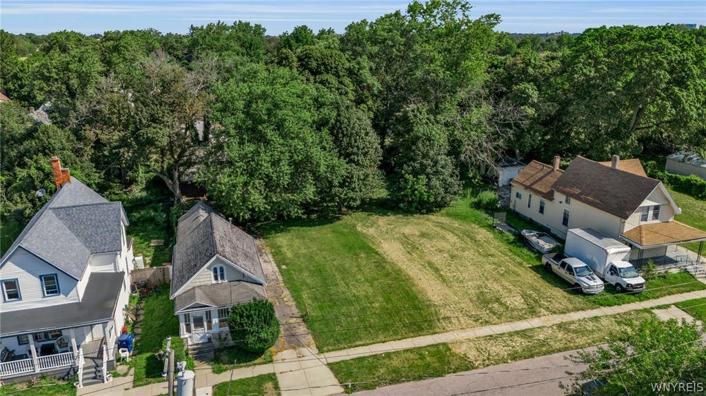Photo of 176 Dodge Street, Buffalo, NY 14209 (MLS # B1705021)