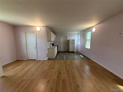 Tiny photo for 769 19th Street #Upper, Niagara Falls, NY 14301 (MLS # B1684791)