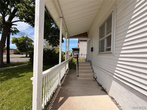 Tiny photo for 769 19th Street #Upper, Niagara Falls, NY 14301 (MLS # B1684791)
