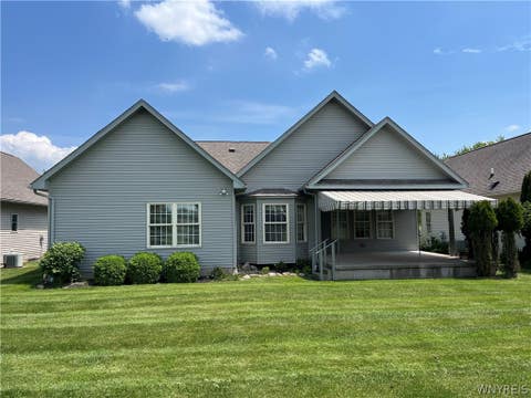 Tiny photo for 6843 Lock Haven Drive, Lockport Town, NY 14094 (MLS # B1688938)
