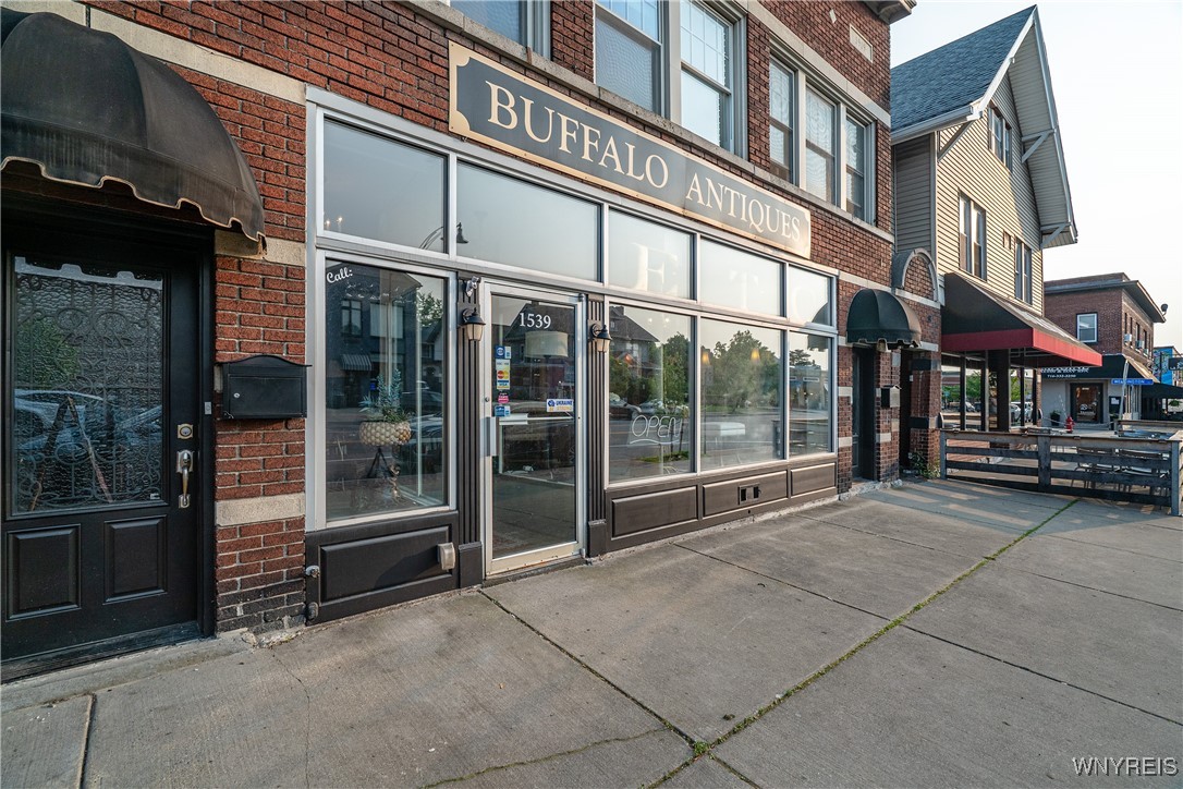 1537 Hertel Avenue