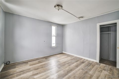 Tiny photo for 32 Edson Street, Buffalo, NY 14210 (MLS # B1651918)