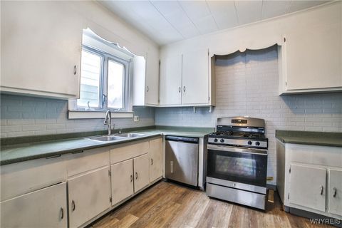 Tiny photo for 32 Edson Street, Buffalo, NY 14210 (MLS # B1651918)