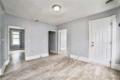 Tiny photo for 32 Edson Street, Buffalo, NY 14210 (MLS # B1651918)