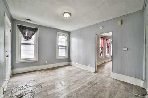 Tiny photo for 32 Edson Street, Buffalo, NY 14210 (MLS # B1651918)